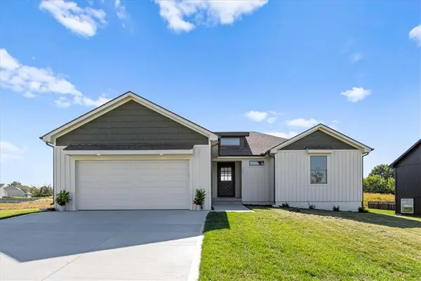 701 SE 21st Street, Oak Grove, MO 64075