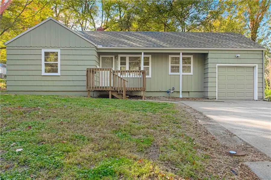 6730 Hawthorne Avenue, Raytown, MO 64133 - #2