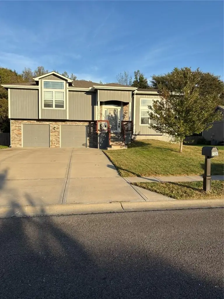 21281 Noble Street, Spring Hill, KS 66083 - #1