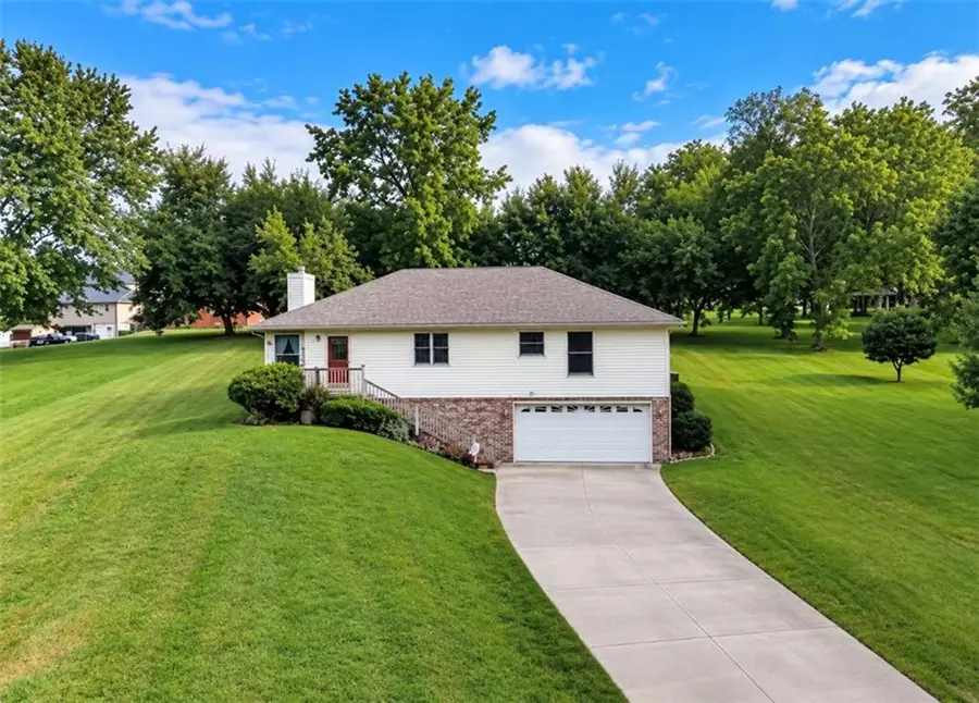 13470 Brookwood Way, Saint Joseph, MO 64505 - #2