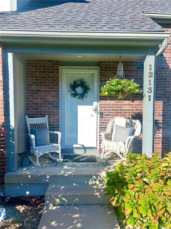 12131 Farley Street, Overland Park, KS 66213 - #2