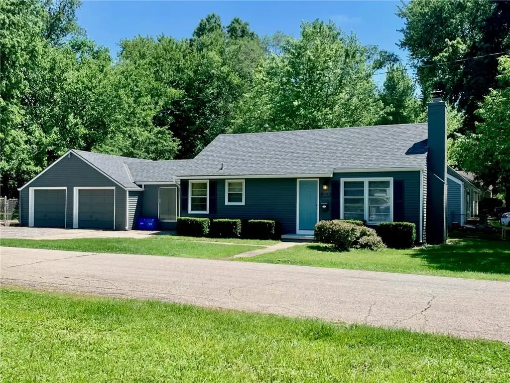 8001 Summit Street, Kansas City, MO 64114 - #1