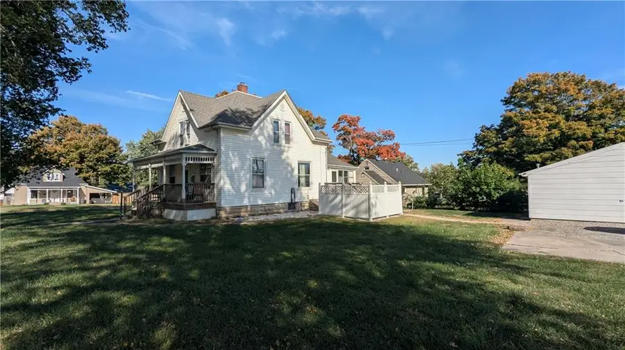 511 N 6th Street, Hiawatha, KS 66434 - #2