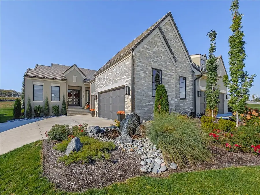 13704 Pembroke Lane, Leawood, KS 66224 - #2