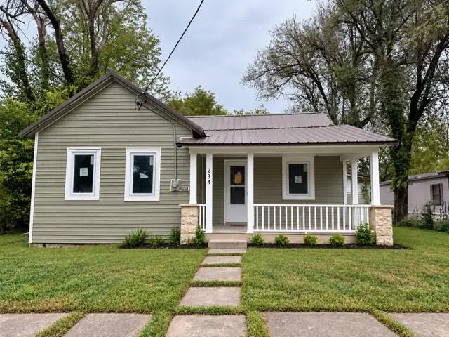 234 Lincoln Avenue, Osawatomie, KS 66064 - #1