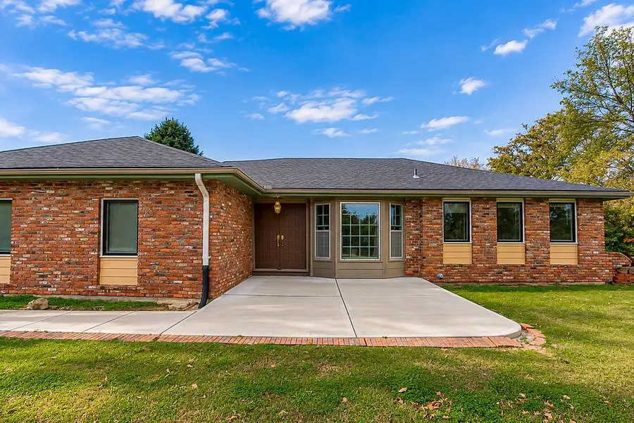 25025 W 143rd Street, Olathe, KS 66061 - #3
