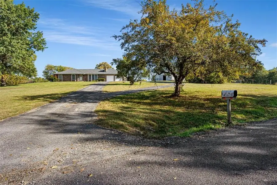 15806 NE 176th Street, Holt, MO 64048 - #2