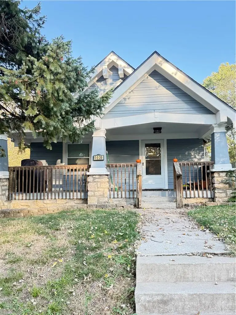 5039 Woodland Avenue, Kansas City, MO 64110 - #2