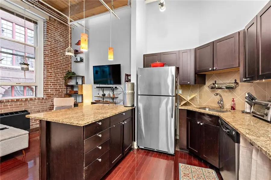 308 W 8th Street #211, Kansas City, MO 64105 - #3