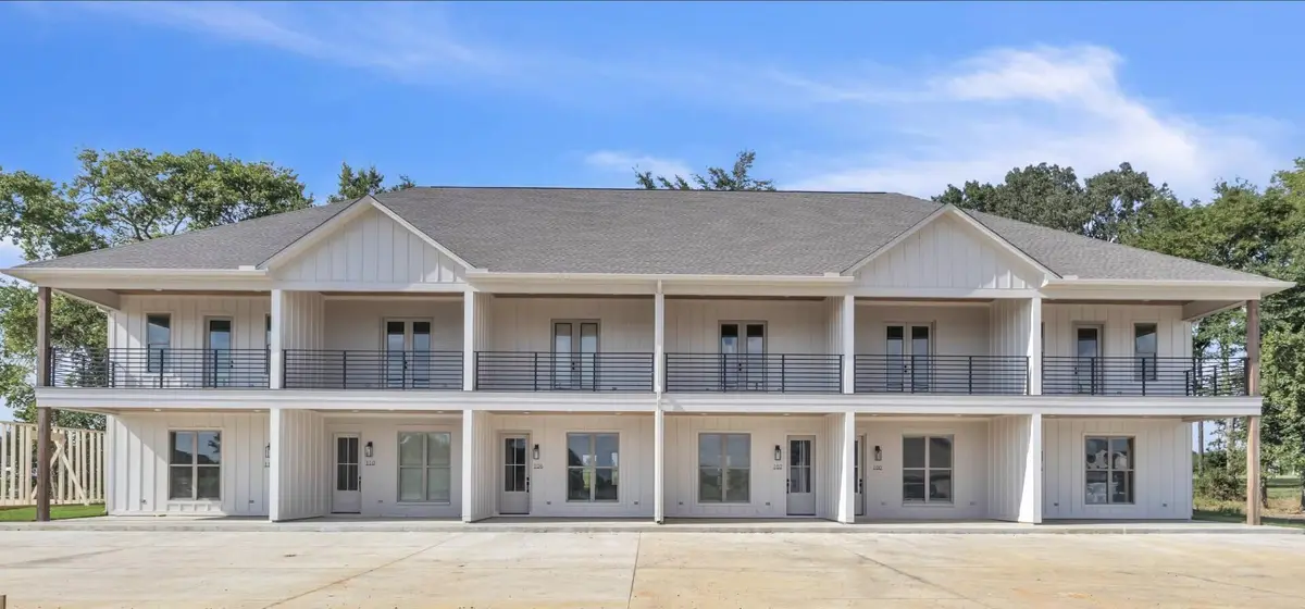 112 Breezeway Cv, Columbus, MS 39701 - #1