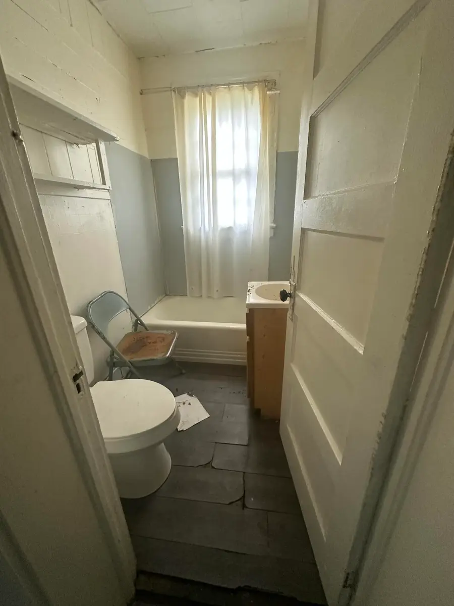 924 Waterworks Rd, Columbus, MS 39701 - #3