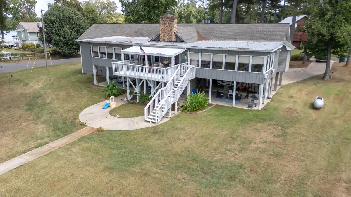 521 Rivermont Cir, Pickensville, AL 35447 - Image #1