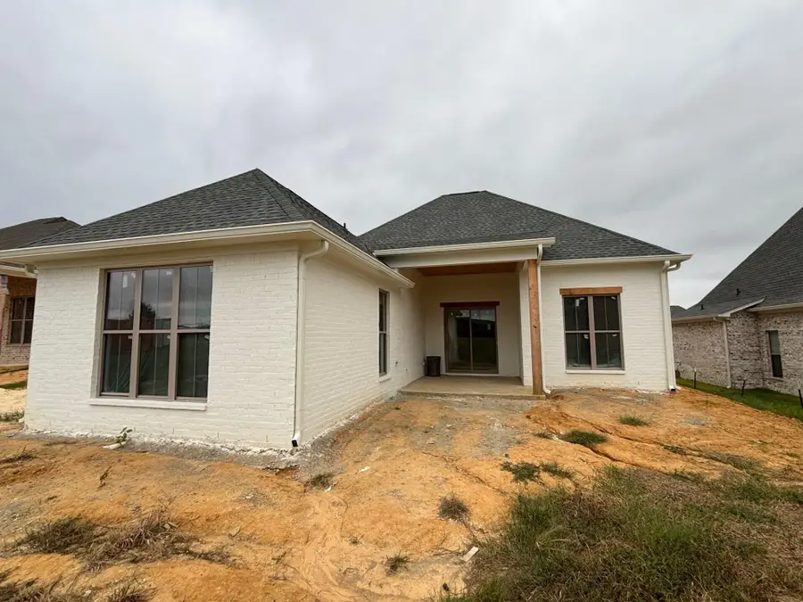 28 Breezeway Cove, Columbus, MS 39701 - Image #3