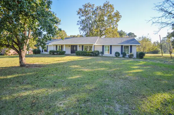 1410 Pinecrest Road, Starkville, MS 39759
