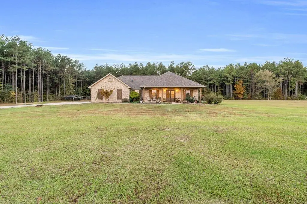 490 Carly Ln, Starkville, MS 39759 - Image #1