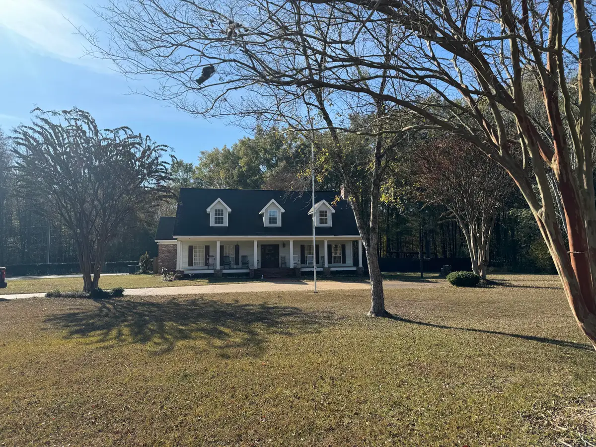 240 Shrinewood Drive, Columbus, MS 39705 - Image #1