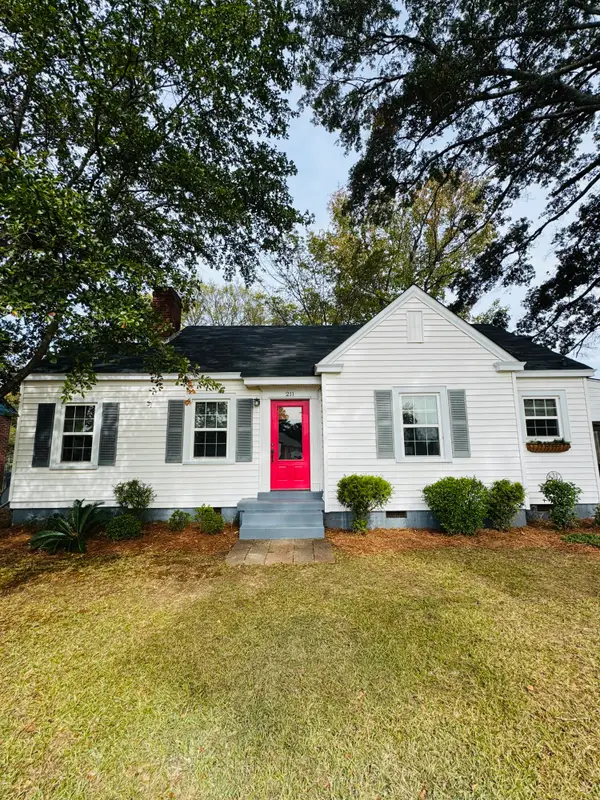 211 Short Brown St, Columbus, MS 39702