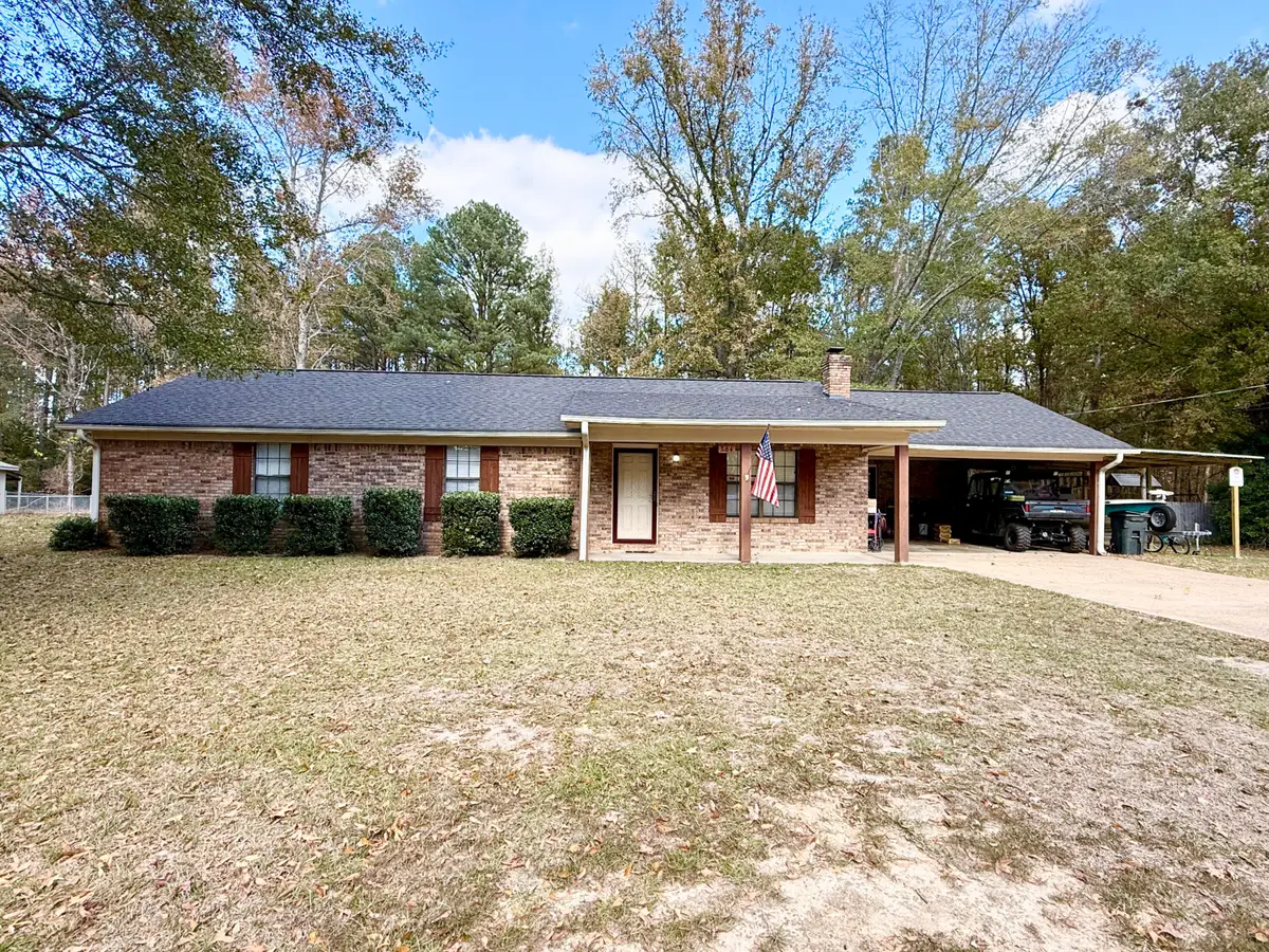 364 Pinewood Drive, Columbus, MS 39702 - Image #1