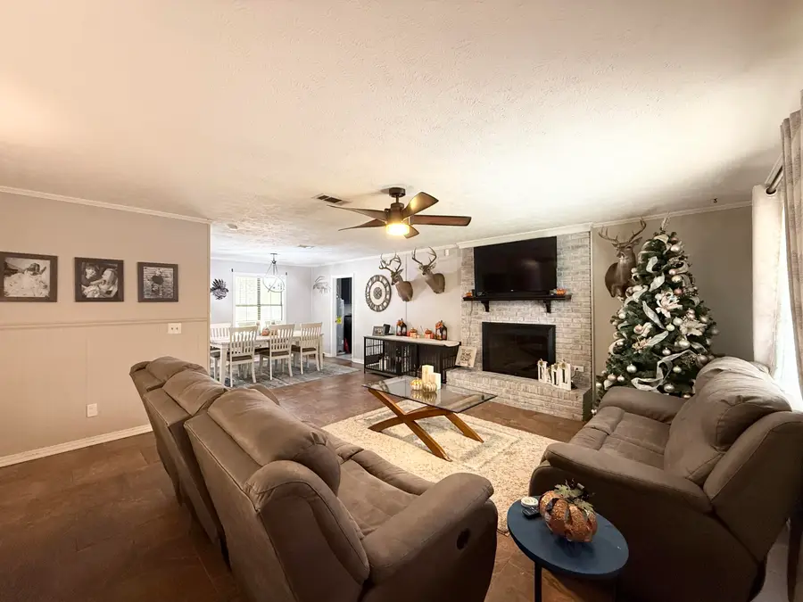 364 Pinewood Drive, Columbus, MS 39702 - Image #2