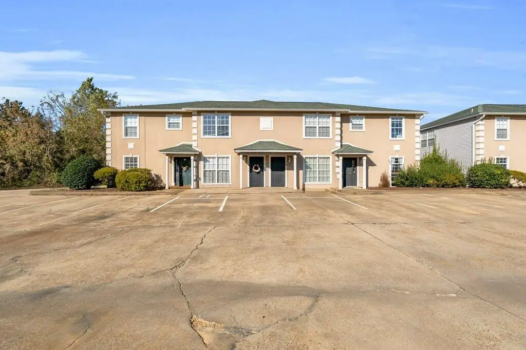 101 Starr Ave 177, Starkville, MS 39759 - Image #1