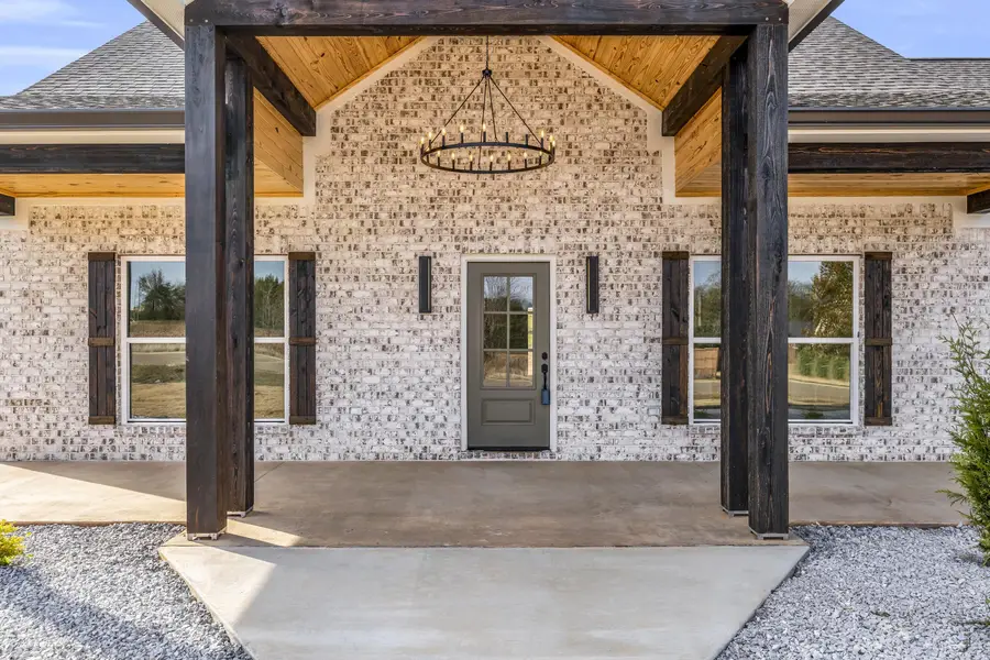 49 Billy Casper Dr, Columbus, MS 39701 - Image #2