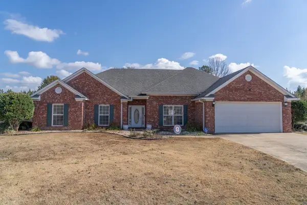 188 Red Oak Lane, Columbus, MS 39705