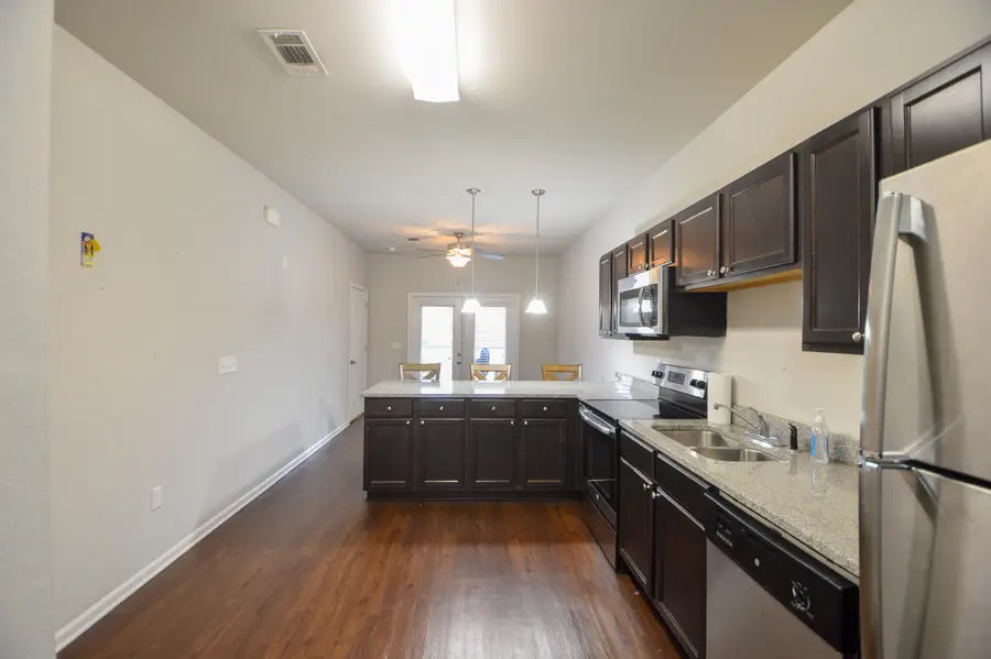 290 Russell Street Unit 131, Starkville, MS 39759 - Image #3