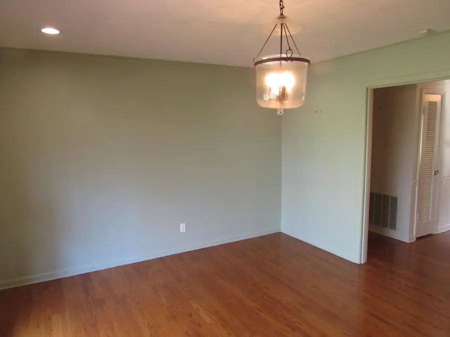 1708 Pleasant Ridge Circle, Columbus, MS 39701 - Image #3