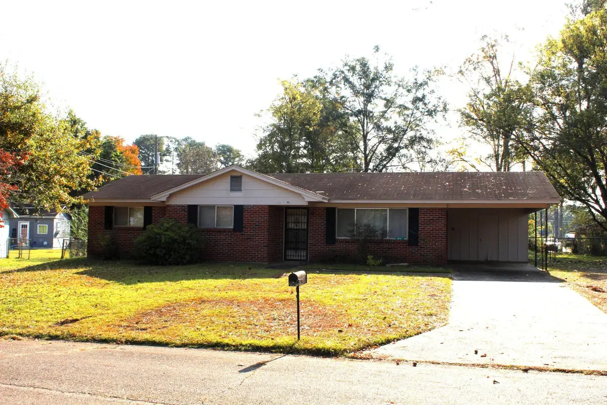 616 Dogwood St, Columbus, MS 39702 - Image #1