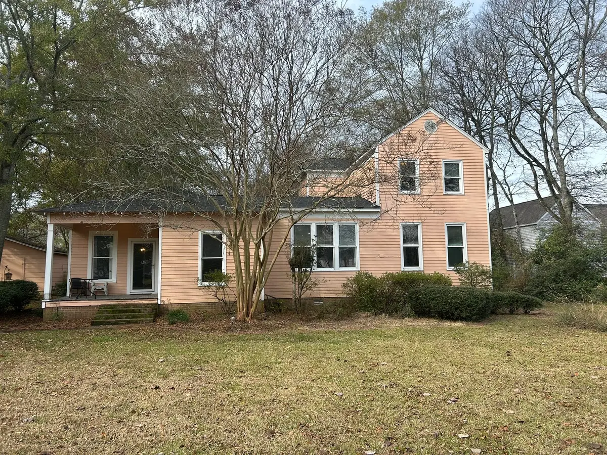 628 S Montgomery St, Starkville, MS 39759 - Image #1