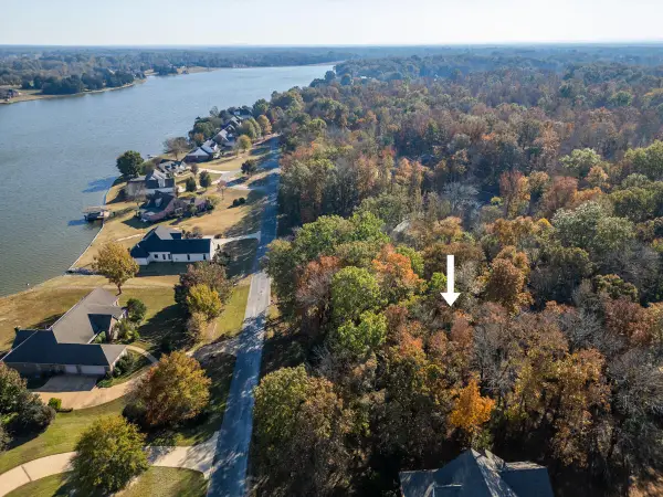 Lot 114 W Lakeshore Dr., Starkville, MS 39759