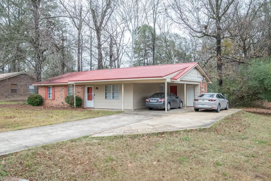 222 Lone Oak Park, West Point, MS 39773 - Image #2
