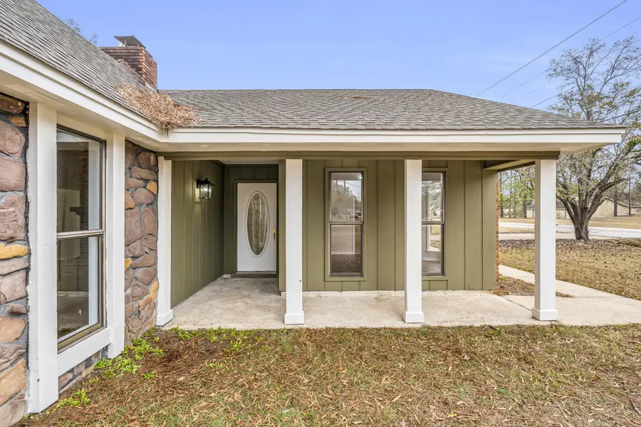 529 Justin Cir, Columbus, MS 39705 - Image #2