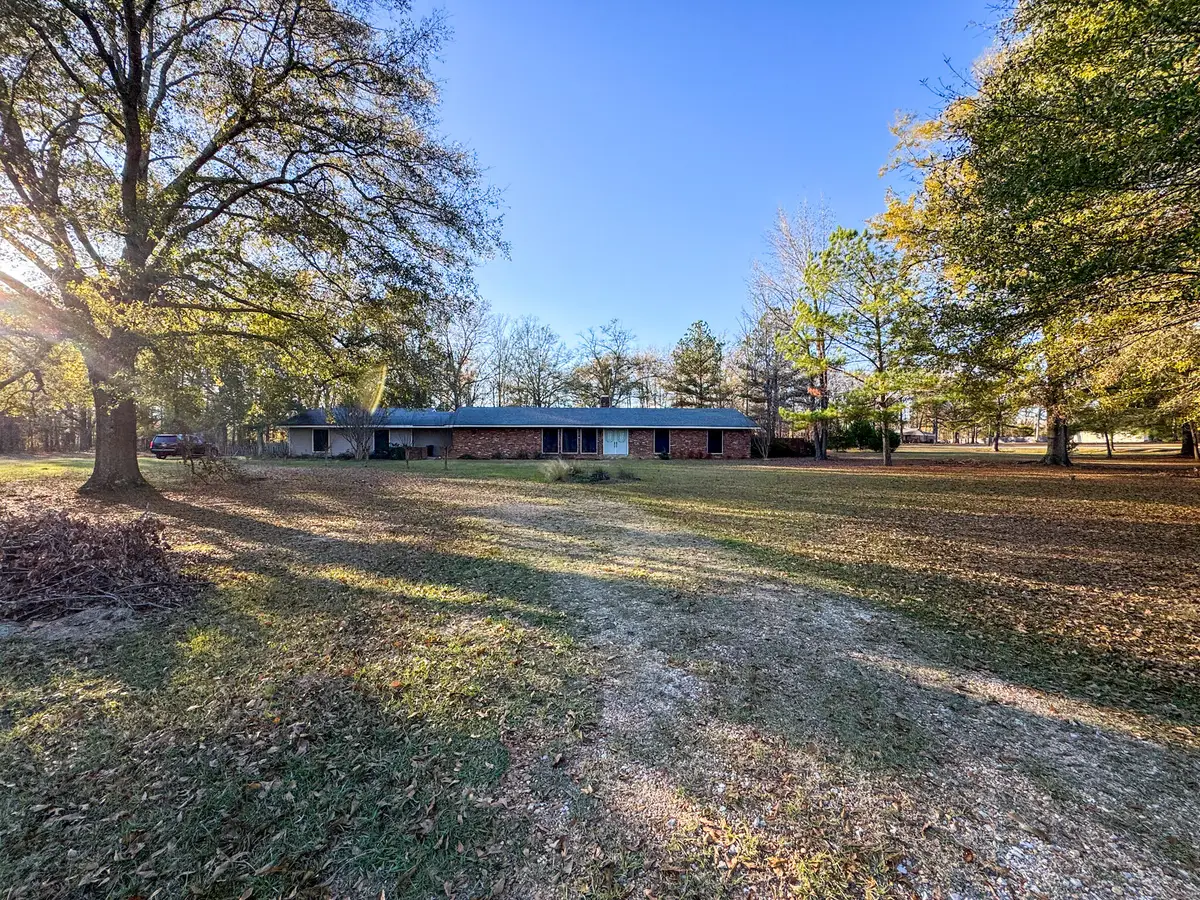 165 William Huffman Rd, West Point, MS 39773 - Image #1