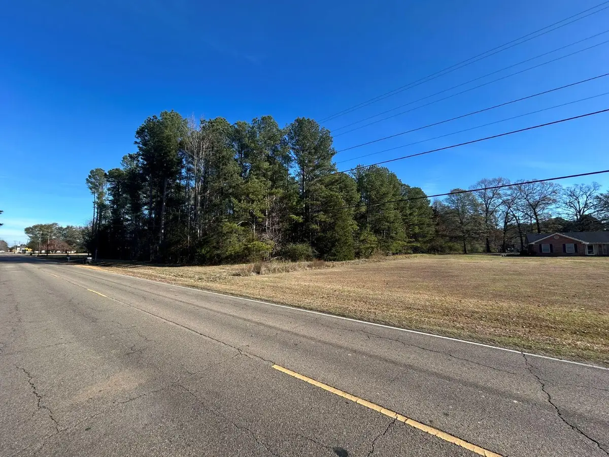 New Hope Rd, Columbus, MS 39702 - Image #1