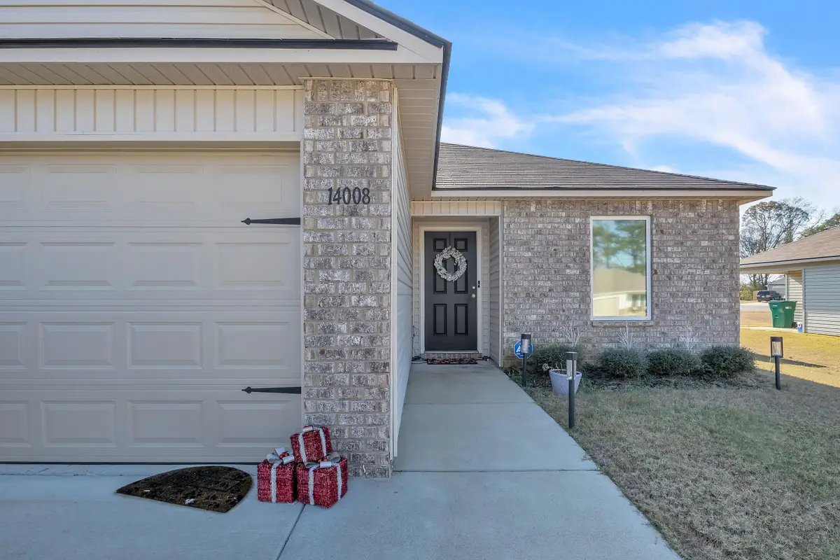 14008 King Arthur Ct, Tuscaloosa, AL 35405 - Image #1