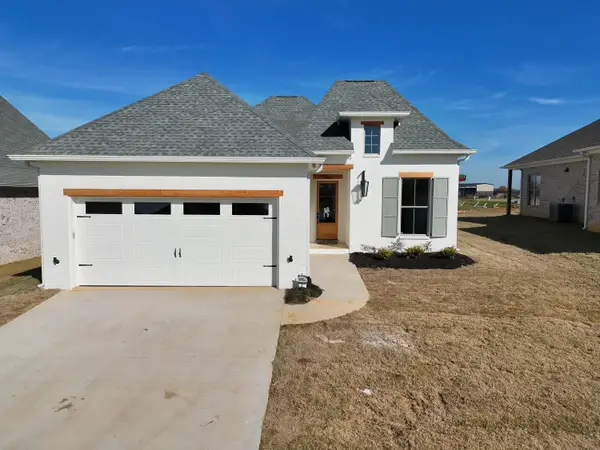 28 Breezeway Cv, Columbus, MS 39701