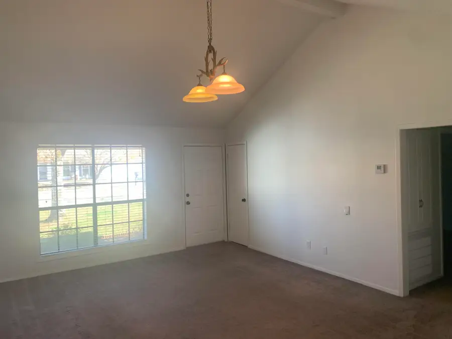 226 Green Hollow Cir, Columbus, MS 39705 - Image #3