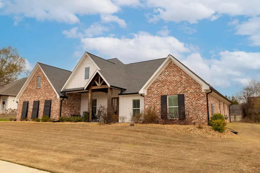 250 Turnberry Lane, Starkville, MS 39759 - Image #3