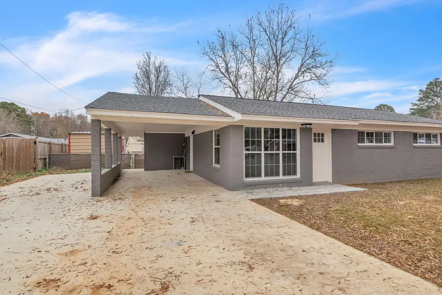 164 Belvedere Ave, West Point, MS 39773 - Image #2