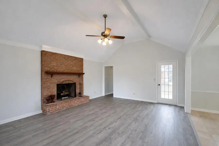 223 Oakdale Dr, Columbus, MS 39705 - Image #3