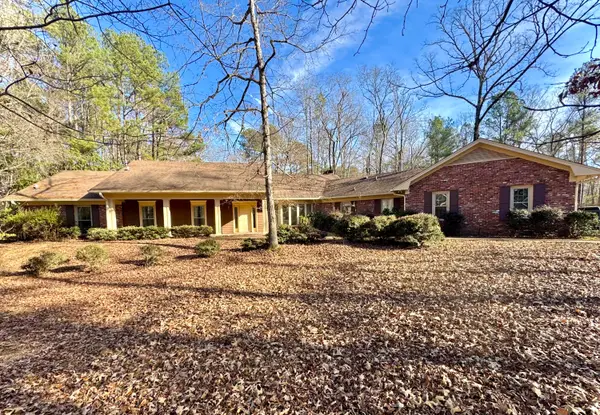 47 N Tree Lane, Columbus, MS 39705