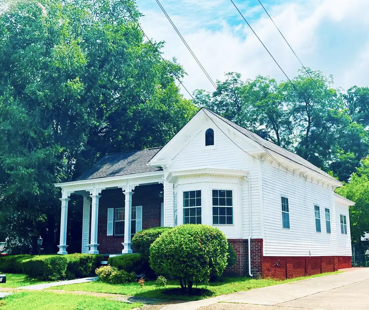 411 7th St, Columbus, MS 39701 - Image #1