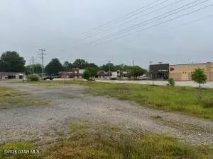 6117 Hwy 45 Alt, West Point, MS 39773
