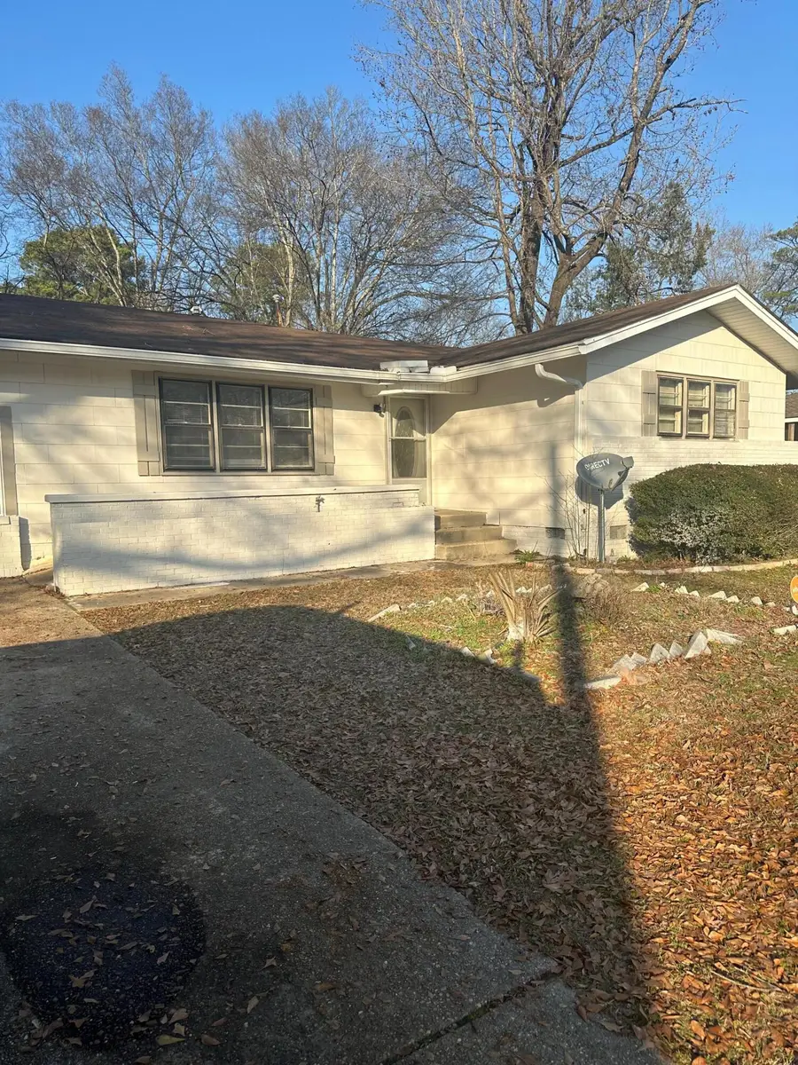 205 Mccrary, Columbus, MS 39702 - #2