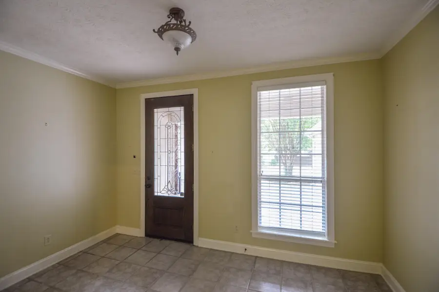 100 Huntington, Starkville, MS 39759 - #3