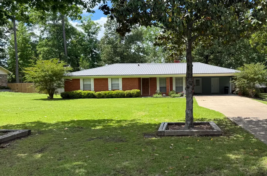 421 Mcminn, Louisville, MS 39339 - #2