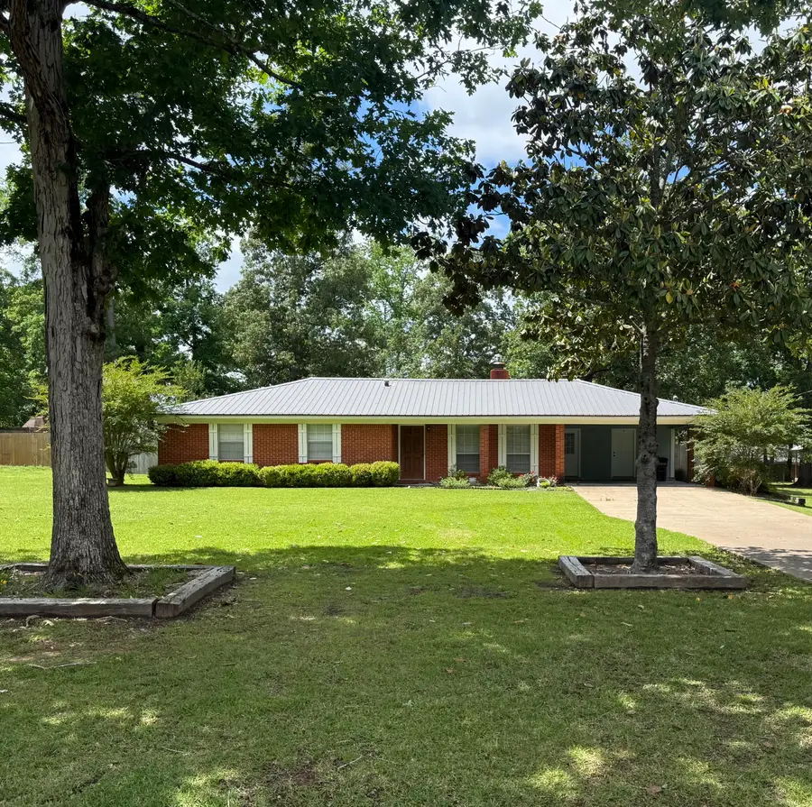 421 Mcminn, Louisville, MS 39339 - #3