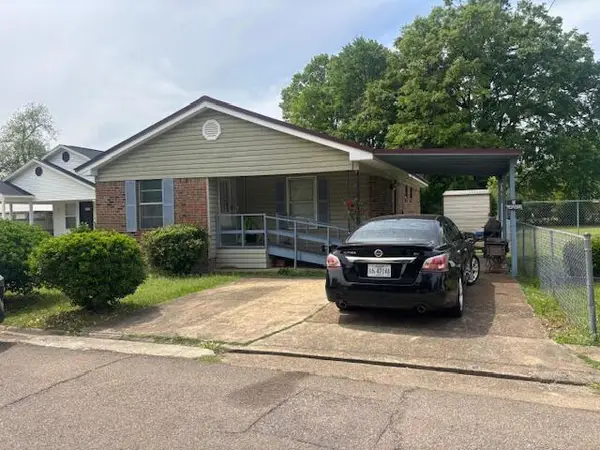 1103 19th, Columbus, MS 39701