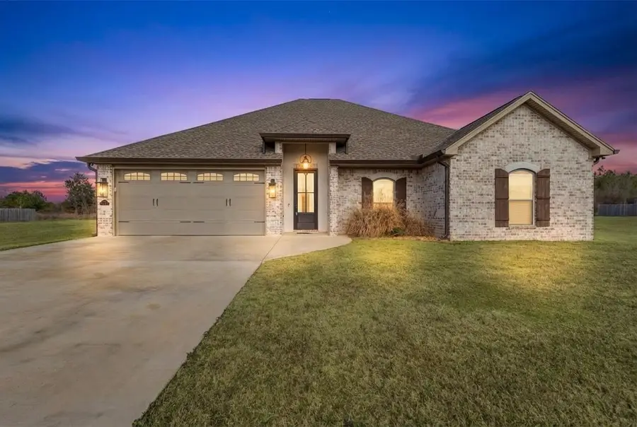 641 Abbey Road, Caledonia, MS 39740 - Image #2